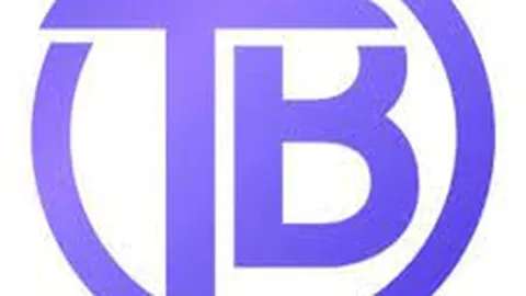 “83岁世界富豪牵手东北年轻女子大婚，真相揭晓：她非邓文迪？”