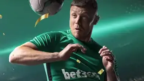 大乐透期号专家推荐：质合分析前区十码解读诺丁汉VS波尔图